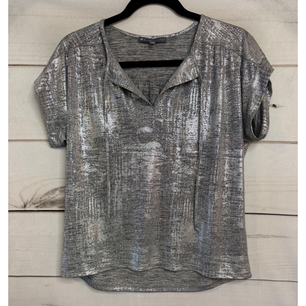 Elliott Lauren Silver Metallic Foil Split Neck Tie Blouse Short Sleeve Top XS